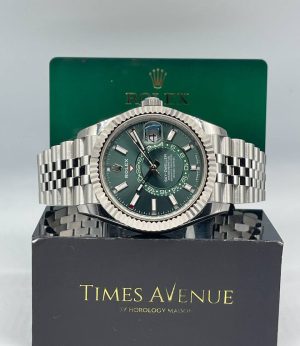 Mint Rolex Sky-Dweller Stainless Steel 336934 Jubilee “Mint Green”